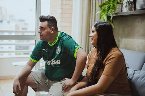 As melhores ideias e inspirações criativas de fotos para ensaio pré wedding no apartamento em São Paulo'