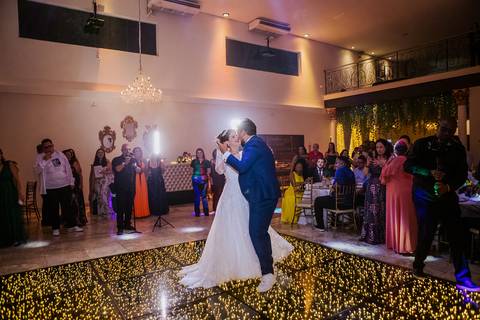 As melhores ideias e inspirações criativas de casamento no espaço Pavaneli Eventos Butantã - SP'
