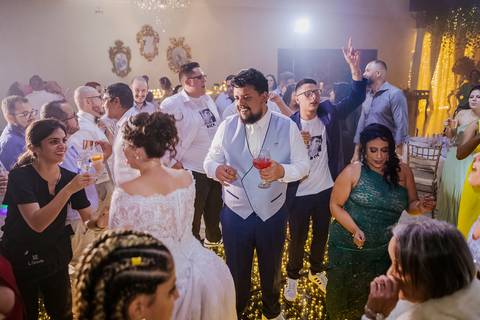 As melhores ideias e inspirações criativas de casamento no espaço Pavaneli Eventos Butantã - SP'
