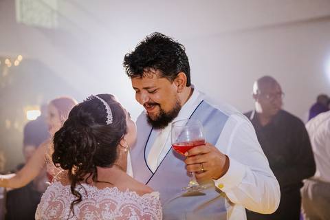 As melhores ideias e inspirações criativas de casamento no espaço Pavaneli Eventos Butantã - SP'