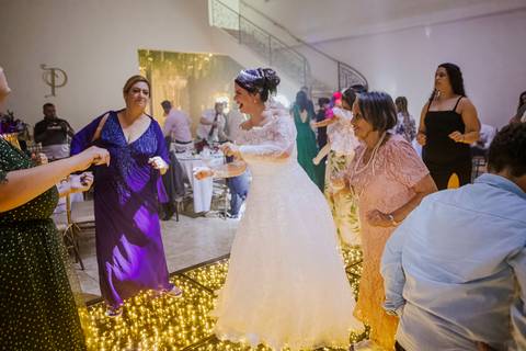 As melhores ideias e inspirações criativas de casamento no espaço Pavaneli Eventos Butantã - SP'