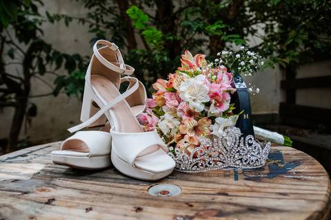 As melhores ideias e inspirações criativas do making of da noiva em casa'