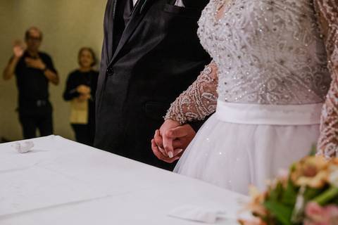 As melhores ideias e inspirações criativas de casamento na igreja Paróquia São Pedro Apóstolo'