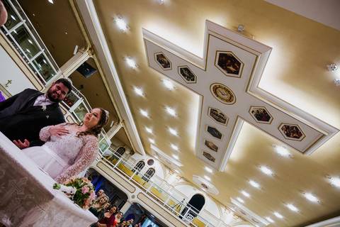 As melhores ideias e inspirações criativas de casamento na igreja Paróquia São Pedro Apóstolo'