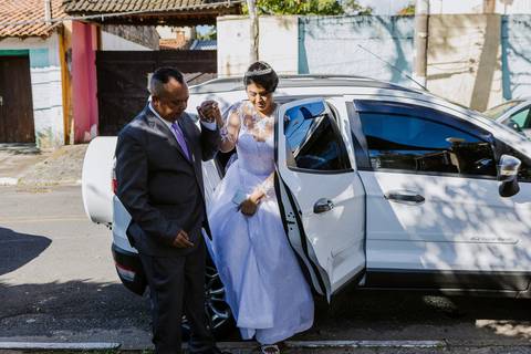 As melhores ideias e inspirações criativas de fotos de casamento na cerimônia no Espaço Solar da Fonte - Poá'