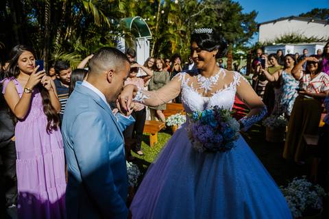 As melhores ideias e inspirações criativas de fotos de casamento na cerimônia no Espaço Solar da Fonte - Poá'