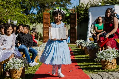 As melhores ideias e inspirações criativas de fotos de casamento na cerimônia no Espaço Solar da Fonte - Poá'