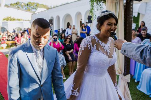 As melhores ideias e inspirações criativas de fotos de casamento na cerimônia no Espaço Solar da Fonte - Poá'