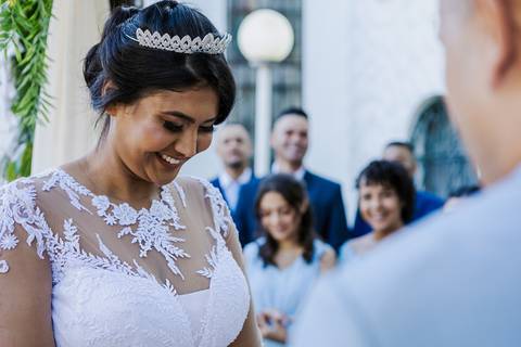 As melhores ideias e inspirações criativas de fotos de casamento na cerimônia no Espaço Solar da Fonte - Poá'