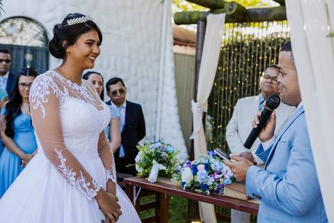 As melhores ideias e inspirações criativas de fotos de casamento na cerimônia no Espaço Solar da Fonte - Poá'