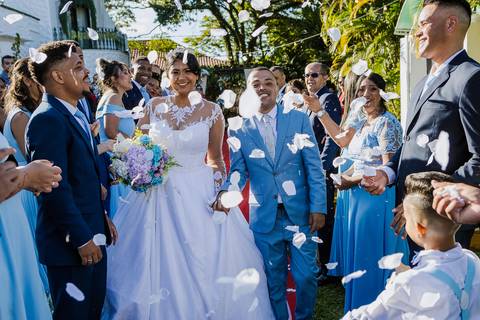 As melhores ideias e inspirações criativas de fotos de casamento na cerimônia no Espaço Solar da Fonte - Poá'
