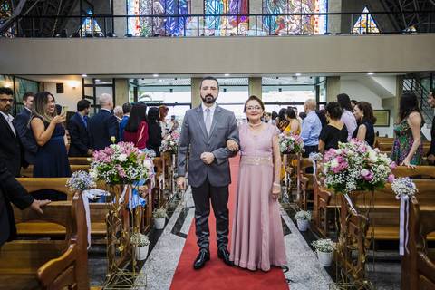 As melhores ideias e inspirações criativas de fotos de casamento na cerimônia no espaço Recanto Beija-Flor - São Lourenço da Serra'