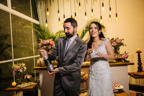 As melhores ideias e inspirações criativas de fotos dos noivos no Espaço Caiapiá '