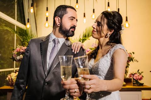 As melhores ideias e inspirações criativas de fotos dos noivos no Espaço Caiapiá '