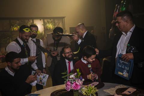 As melhores ideias e inspirações criativas de fotos dos noivos no Espaço Caiapiá '