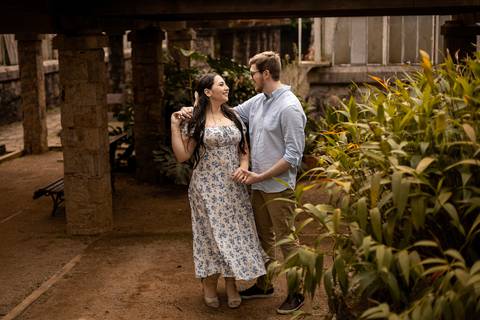 As melhores ideias e inspirações criativas de fotos para ensaio pré wedding no parque Jardim Botânico'