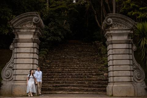 As melhores ideias e inspirações criativas de fotos para ensaio pré wedding no parque Jardim Botânico'