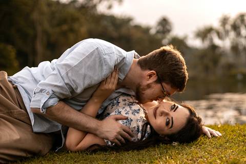 As melhores ideias e inspirações criativas de fotos para ensaio pré wedding no parque Jardim Botânico'