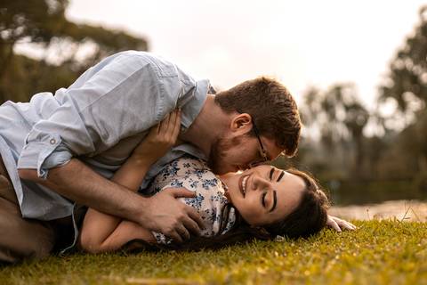 As melhores ideias e inspirações criativas de fotos para ensaio pré wedding no parque Jardim Botânico'