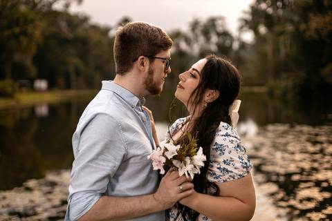 As melhores ideias e inspirações criativas de fotos para ensaio pré wedding no parque Jardim Botânico'