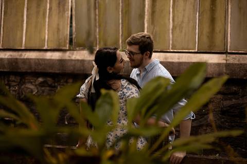 As melhores ideias e inspirações criativas de fotos para ensaio pré wedding no parque Jardim Botânico'