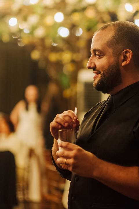 As melhores ideias e inspirações criativas de fotos dos noivos no Espaço Napoleão Buffet - São Bernardo do Campo'