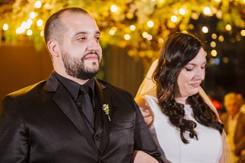 As melhores ideias e inspirações criativas de fotos dos noivos no Espaço Napoleão Buffet - São Bernardo do Campo'