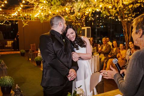 As melhores ideias e inspirações criativas de fotos dos noivos no Espaço Napoleão Buffet - São Bernardo do Campo'