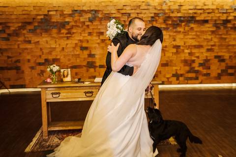 As melhores ideias e inspirações criativas de fotos dos noivos no Espaço Napoleão Buffet - São Bernardo do Campo'