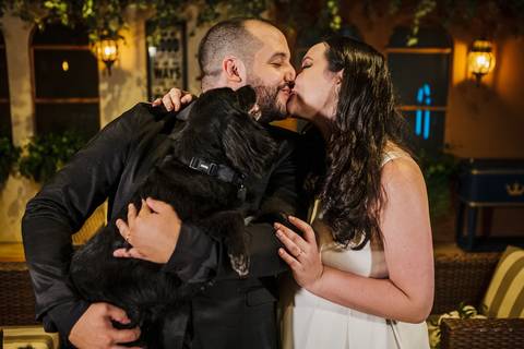 As melhores ideias e inspirações criativas de fotos dos noivos no Espaço Napoleão Buffet - São Bernardo do Campo'