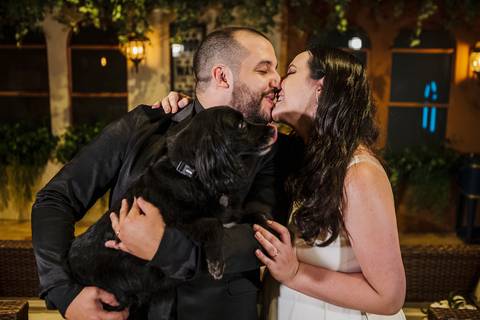 As melhores ideias e inspirações criativas de fotos dos noivos no Espaço Napoleão Buffet - São Bernardo do Campo'