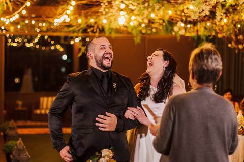 As melhores ideias e inspirações criativas de fotos dos noivos no Espaço Napoleão Buffet - São Bernardo do Campo'