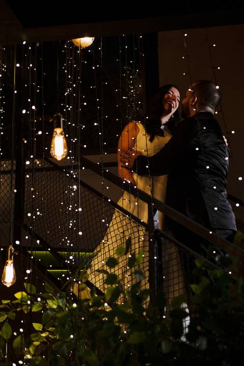 As melhores ideias e inspirações criativas de fotos dos noivos no Espaço Napoleão Buffet - São Bernardo do Campo'