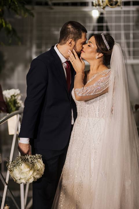 As melhores ideias e inspirações criativas de fotos dos noivos no Espaço Buffet Espaço Du Chief'