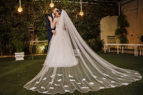 As melhores ideias e inspirações criativas de fotos dos noivos no Espaço Buffet Espaço Du Chief'