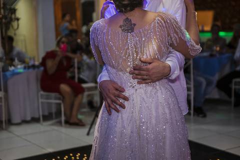 As melhores ideias e inspirações criativas de fotos dos noivos no Espaço Buffet Espaço Du Chief'