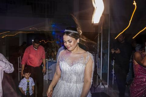 As melhores ideias e inspirações criativas de fotos dos noivos no Espaço Buffet Espaço Du Chief'