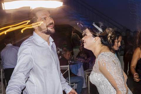 As melhores ideias e inspirações criativas de fotos dos noivos no Espaço Buffet Espaço Du Chief'