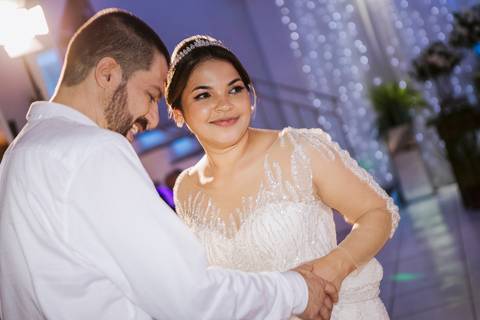 As melhores ideias e inspirações criativas de fotos dos noivos no Espaço Buffet Espaço Du Chief'