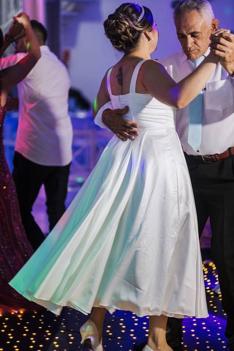 As melhores ideias e inspirações criativas de fotos dos noivos no Espaço Buffet Espaço Du Chief'