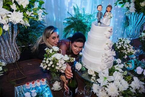 As melhores ideias e inspirações criativas de fotos dos noivos no Espaço Buffet Espaço Du Chief'
