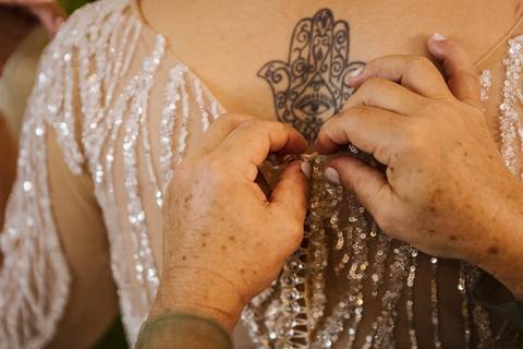 As melhores ideias e inspirações criativas do making of da noiva no salão Puramania'