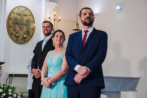 As melhores ideias e inspirações criativas de fotos de casamento na cerimônia na Igreja matriz Nossa Senhora das Graças'