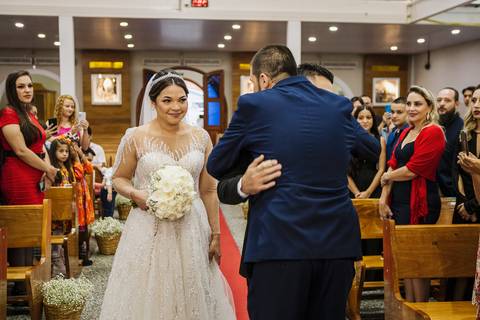As melhores ideias e inspirações criativas de fotos de casamento na cerimônia na Igreja matriz Nossa Senhora das Graças'