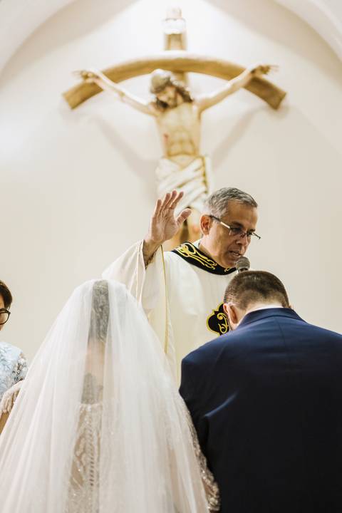 As melhores ideias e inspirações criativas de fotos de casamento na cerimônia na Igreja matriz Nossa Senhora das Graças'