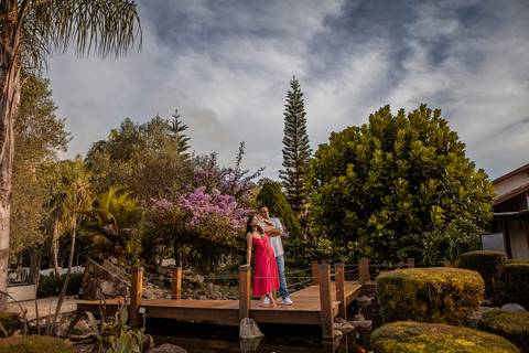 As melhores ideias e inspirações criativas de fotos para ensaio pré wedding na vila Don Pato - São Roque'