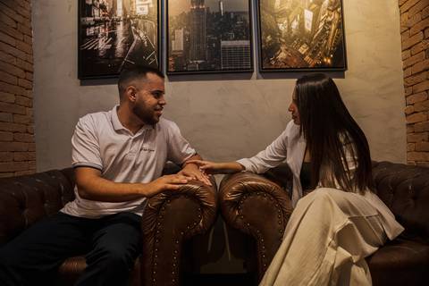 As melhores ideias e inspirações criativas de fotos dos noivos em Barueri - The New York Coffee'