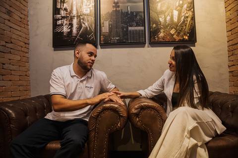 As melhores ideias e inspirações criativas de fotos dos noivos em Barueri - The New York Coffee'