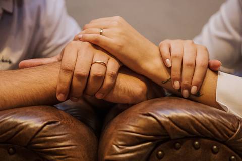 As melhores ideias e inspirações criativas de fotos dos noivos em Barueri - The New York Coffee'