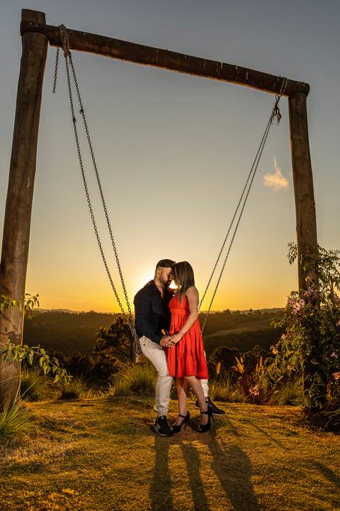 As melhores ideias e inspirações criativas de fotos para ensaio pré wedding no Sítio das Borboletas em Piedade 
'